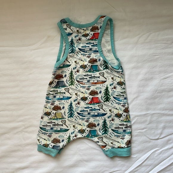 Baby Tank-Top Romper Fishing/ Camping Theme Size 9-12 Months - Picture 2 of 3